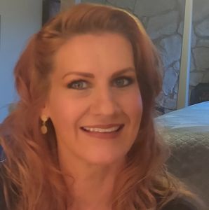 Meet your Posher, Candice